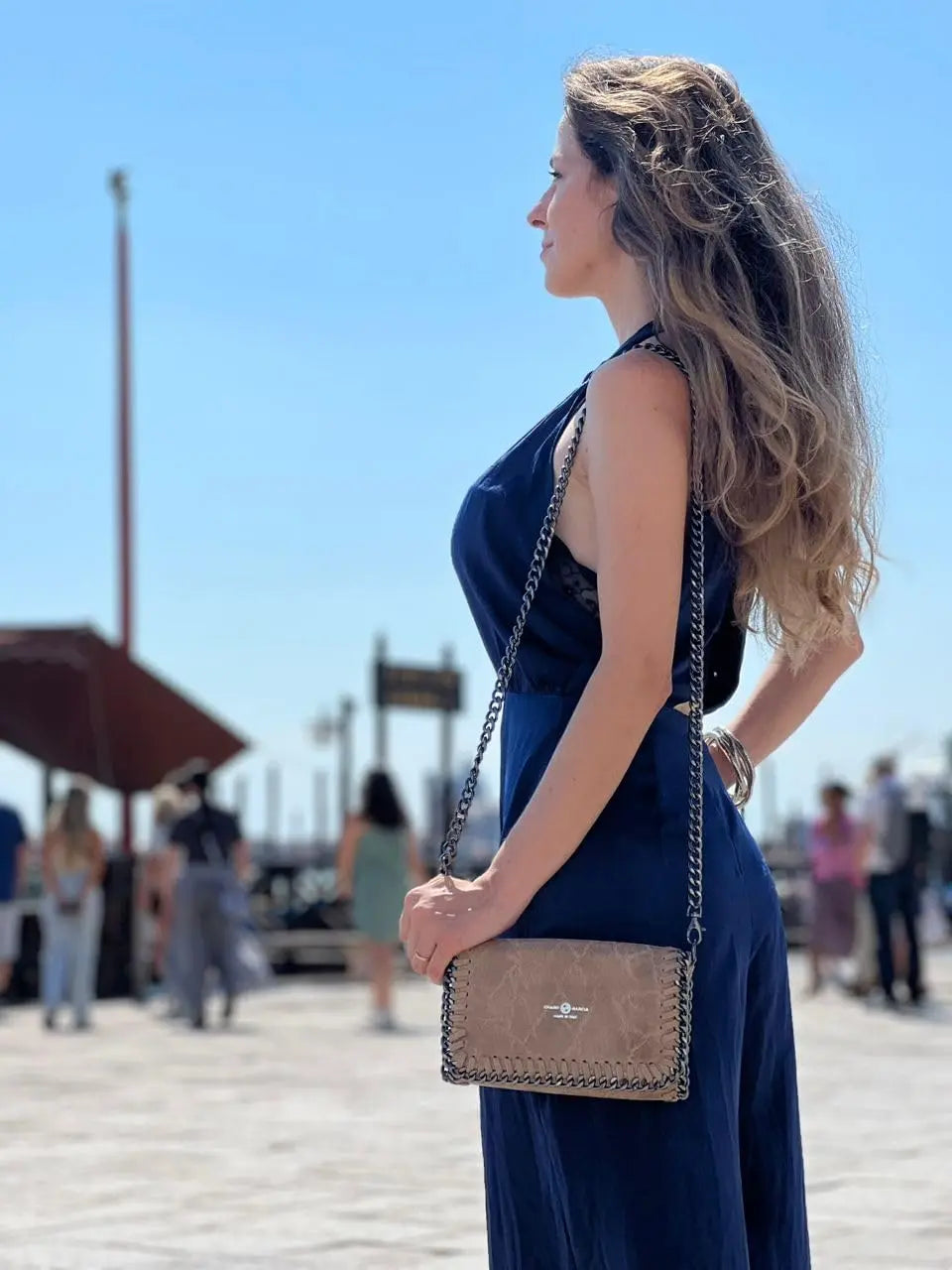 Premium Italian Leather Handmade in Florence, Italy. Small Crossbody Bag for Women with a Detachable Strap. Daniela Collection Made in Italy (Beige) - Charo García