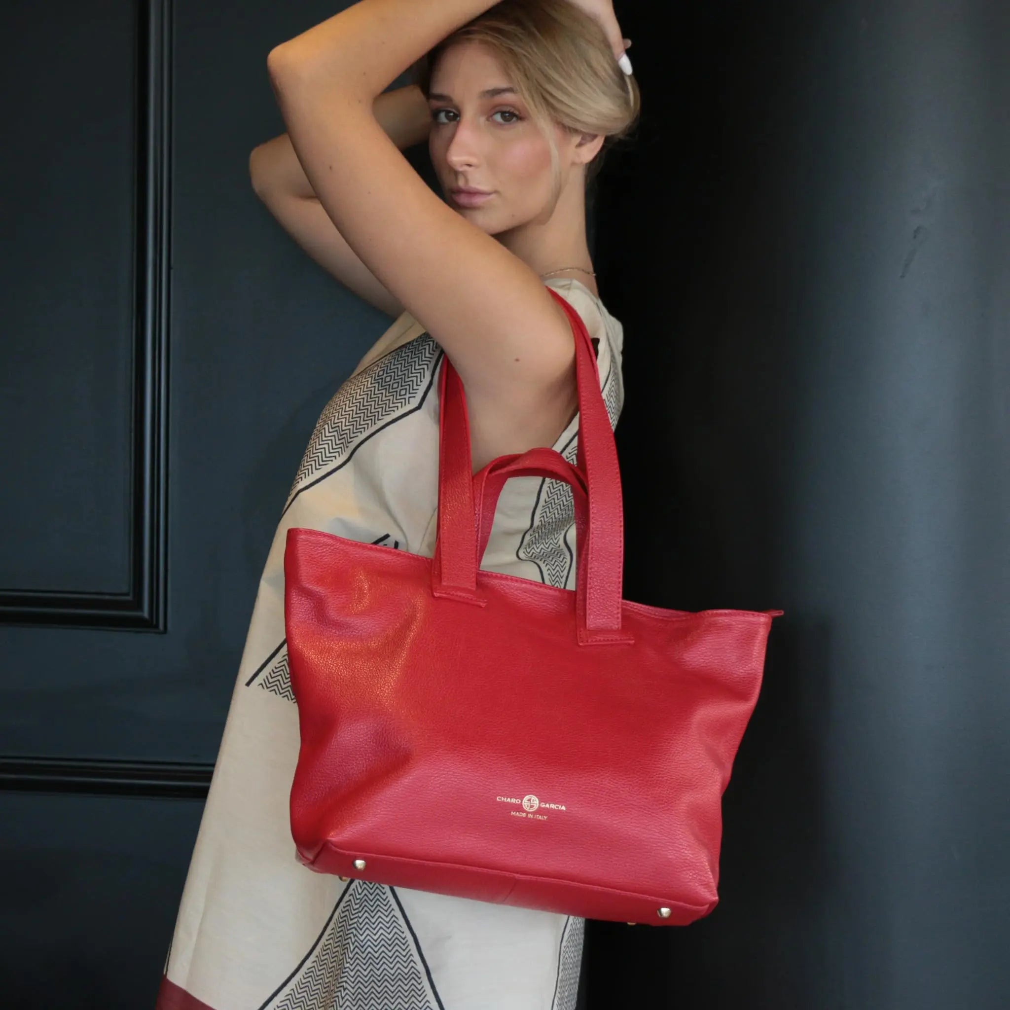 CHARO GARCIA Premium Italian Leather Handmade in Florence, Italy. Convertible 2-1 Satchel for Women Gabriela Collection Made in Italy (Black) - Charo García