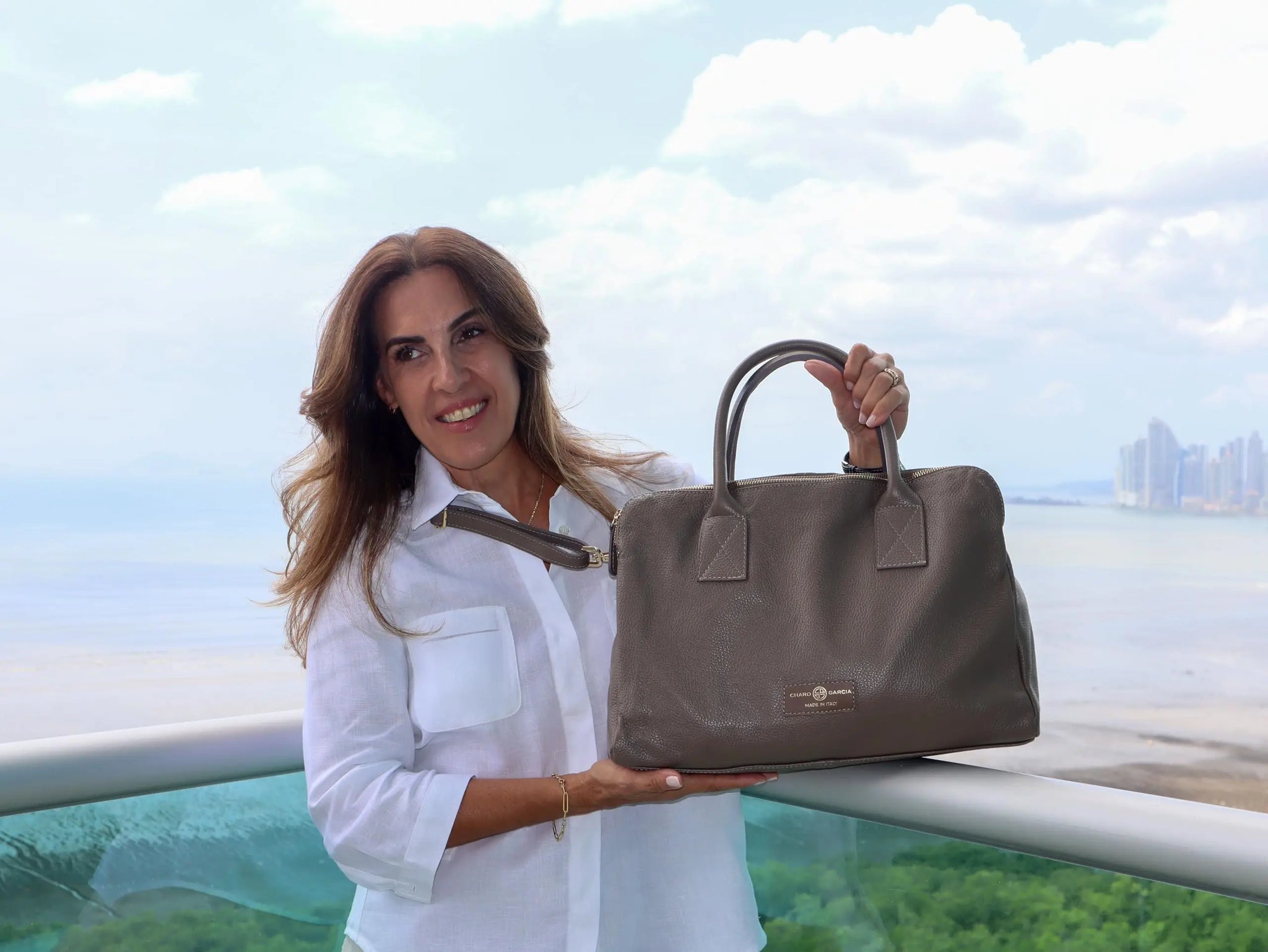 Premium Italian Leather Handmade in Florence, Italy. Satchel Shoulder Bags for Women with Classic Full Grain Leather. Rosario Collection Made in Italy (Black) - Charo García