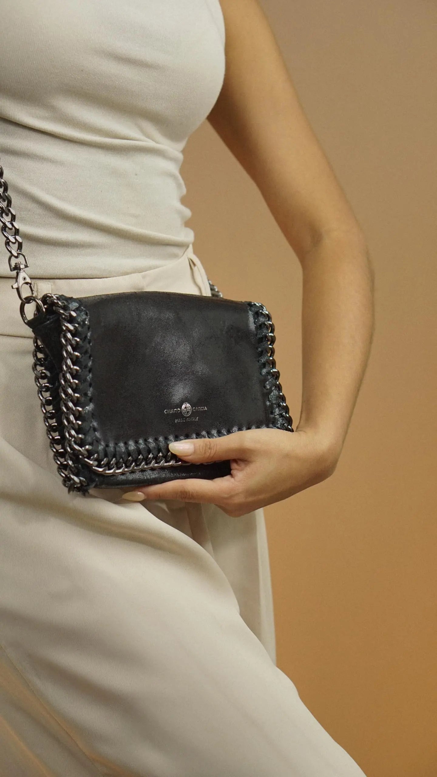 Premium Italian Leather Handmade in Florence, Italy. Small Crossbody Bag for Women with a Detachable Strap. Daniela Collection Made in Italy (Beige) - Charo García